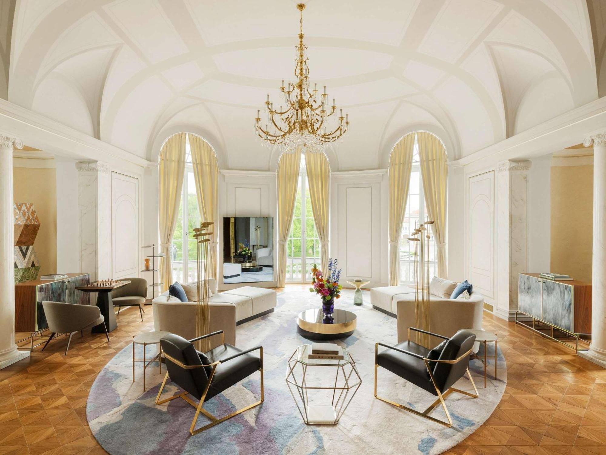 Raffles Europejski 5* Warsaw